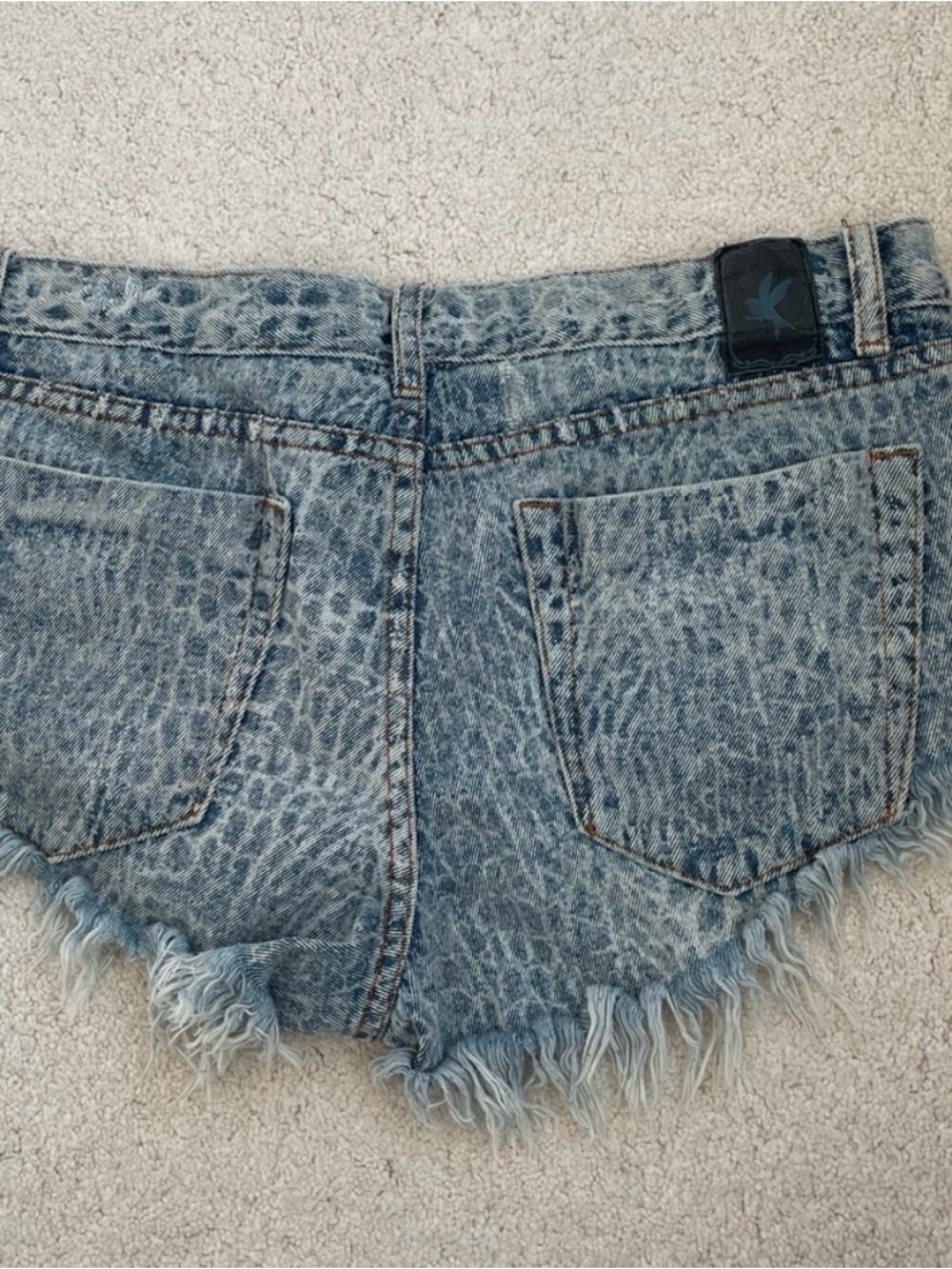 ONE TEASPOON BONITAS SHORTS 28 - Picture 3 of 3